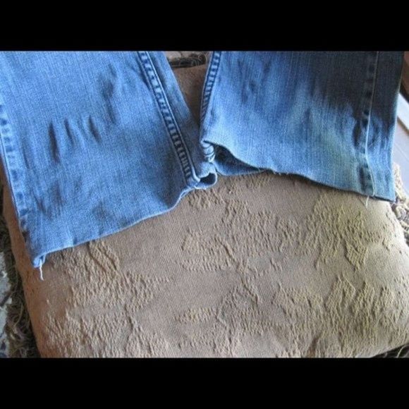 Hemmed 3R Refuge Blue Jean Pants Preowned Hole Some Flaws IS: 28.5 OS:37.5 W: 27 - Picture 14 of 16